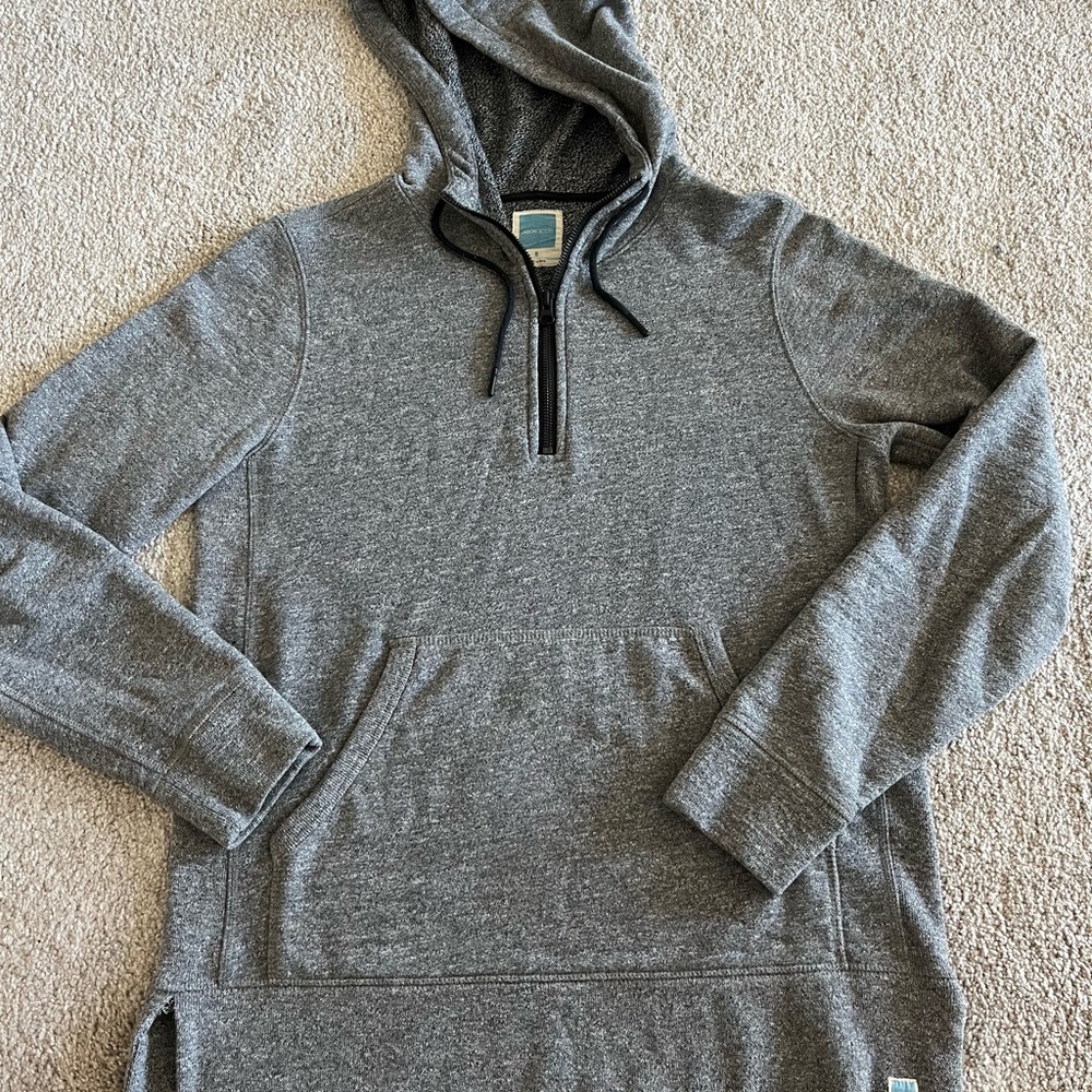 Jason Scott Men's Gray 1/2 zip/Hoodie- sz Small